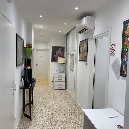 فندق مبيت وإفطار Joys House