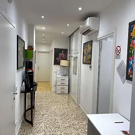 Joys House
