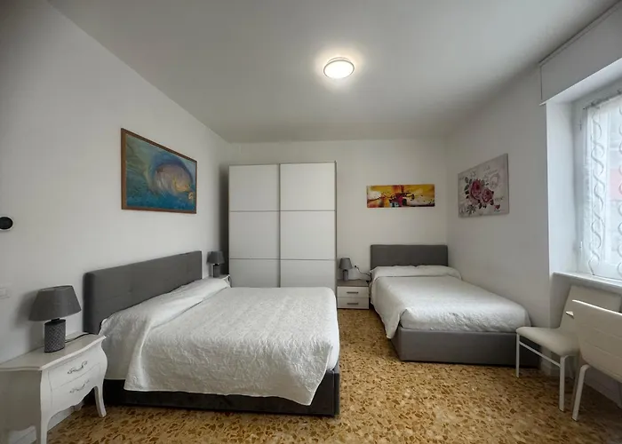 Joys House Готель типу 